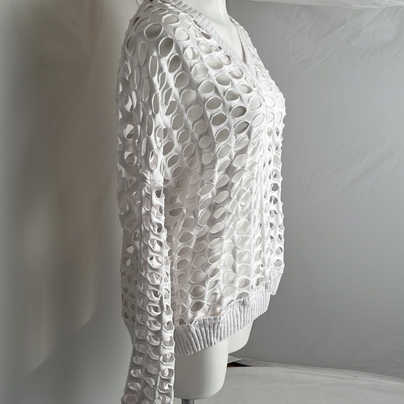 Pete Made In America white open weave v-neck top - Picture 2 of 9